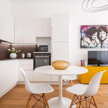 San Babila Design Apartment R&R 밀라노 외부 사진